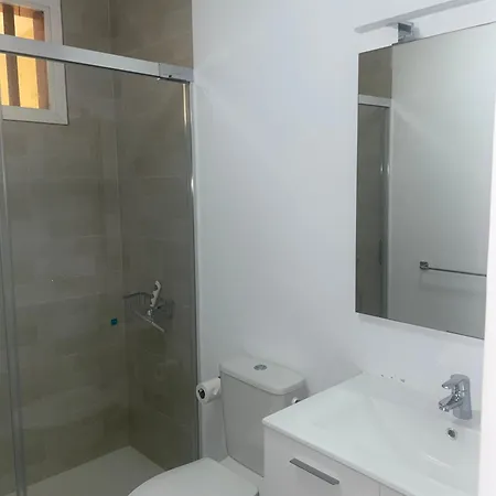 Con Encanto En Brisas